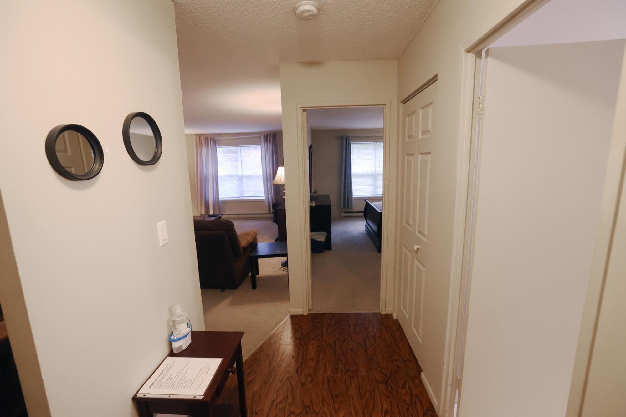 Apartment Paris Plaza Elliot Lake