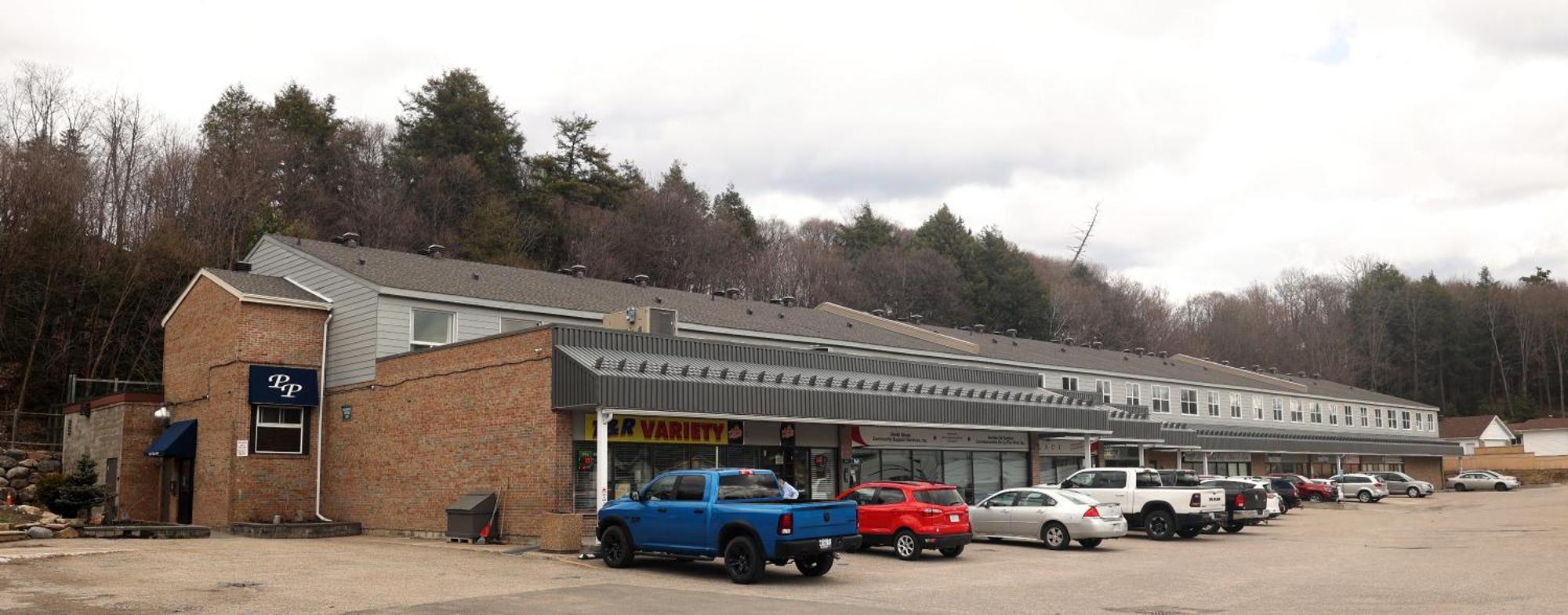 Paris Plaza Elliot Lake