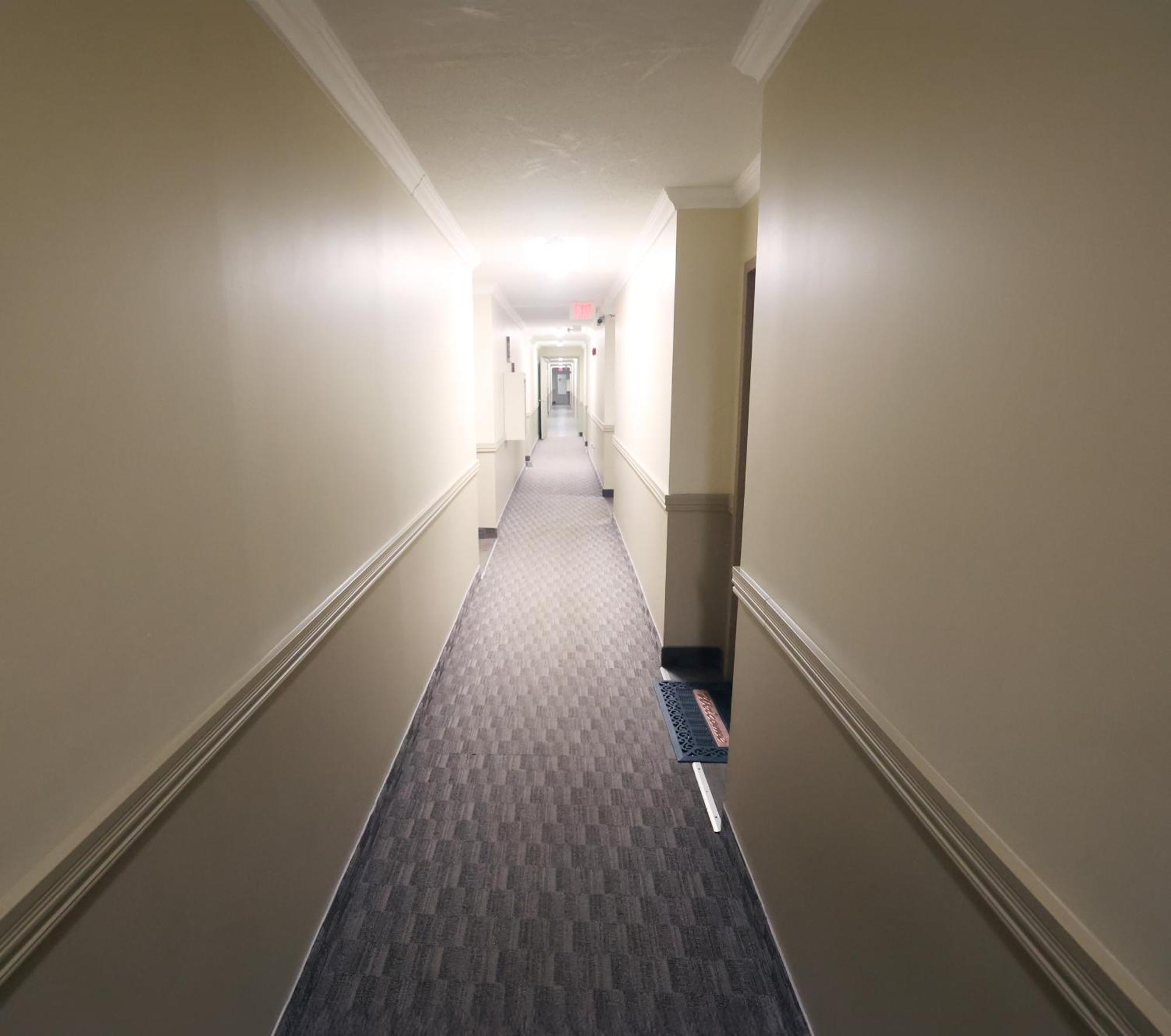 Paris Plaza Apartment *